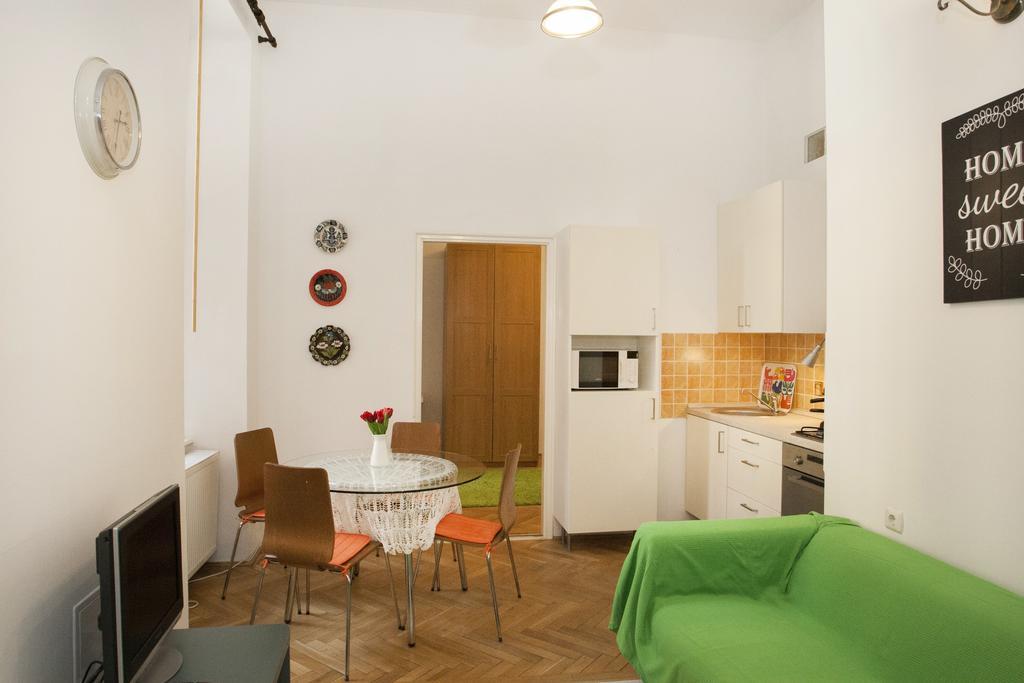 Carolyn Apartman In The Old City Apartment Budapest Luaran gambar